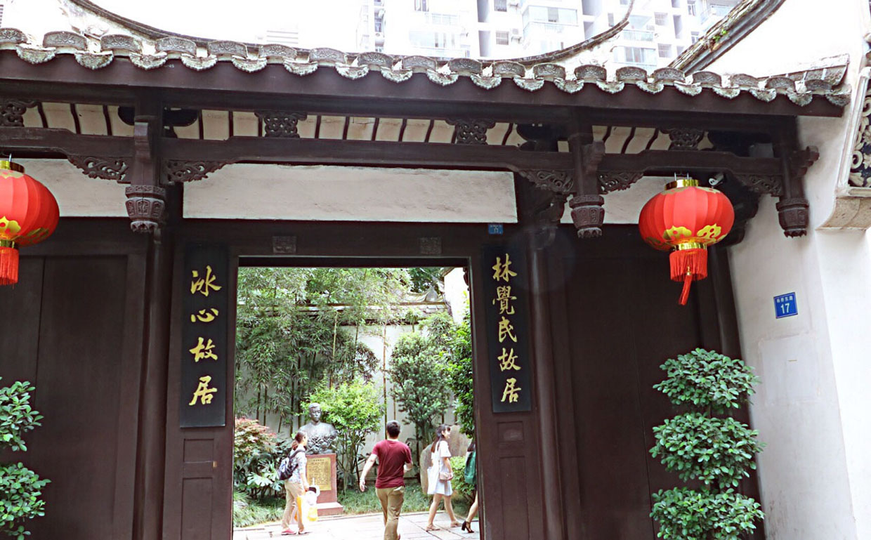 福州市红木牌匾定制：寺庙宗祠,园林景观,创意招牌,抱柱对联